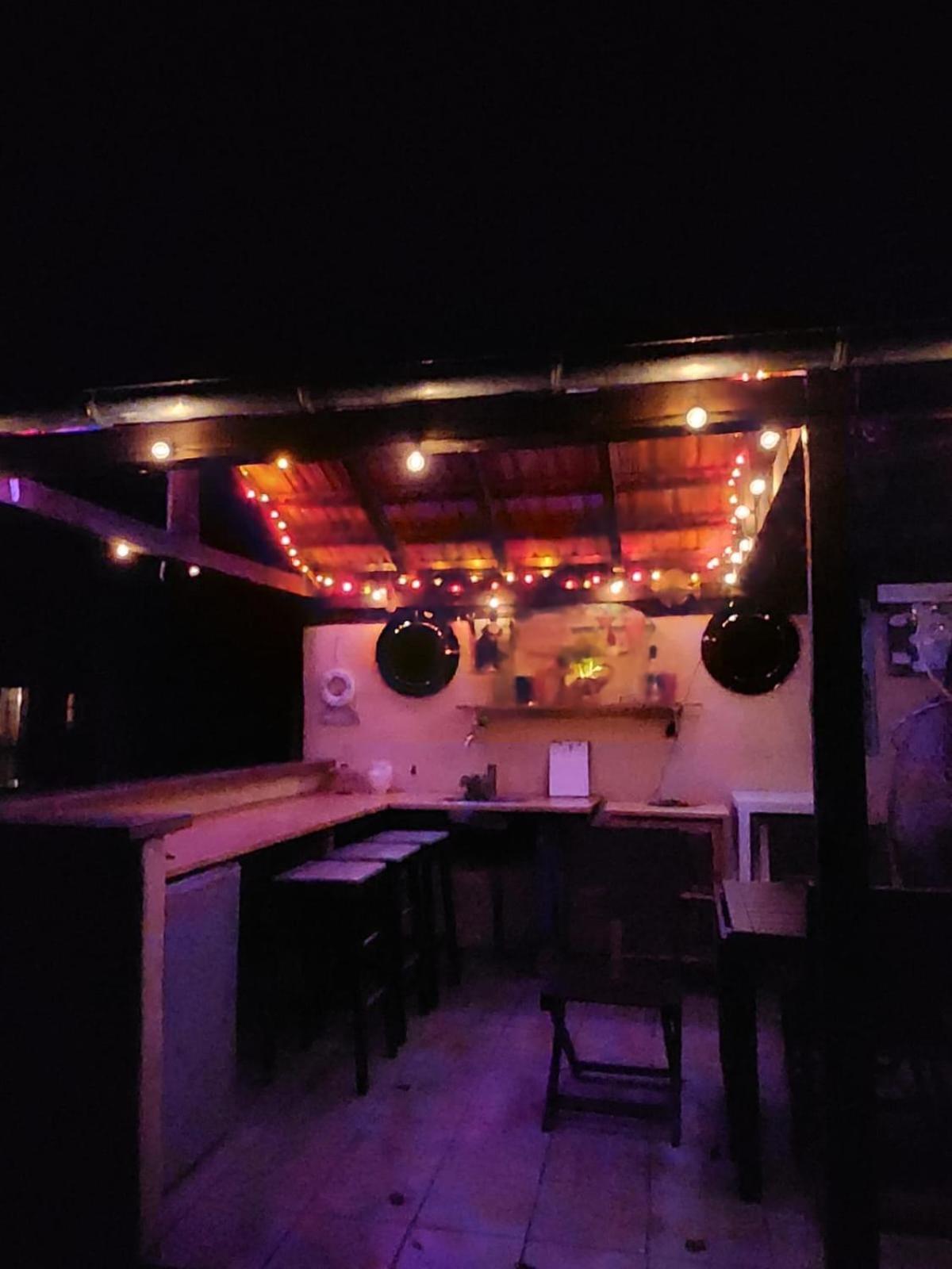 Le Relais Des Elephants Colores Virlet Buitenkant foto